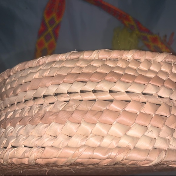 MEXICAN HANDMADE STRAW BEACH PURSE FROM PUERTO VALLARTA - Picture 6 of 6